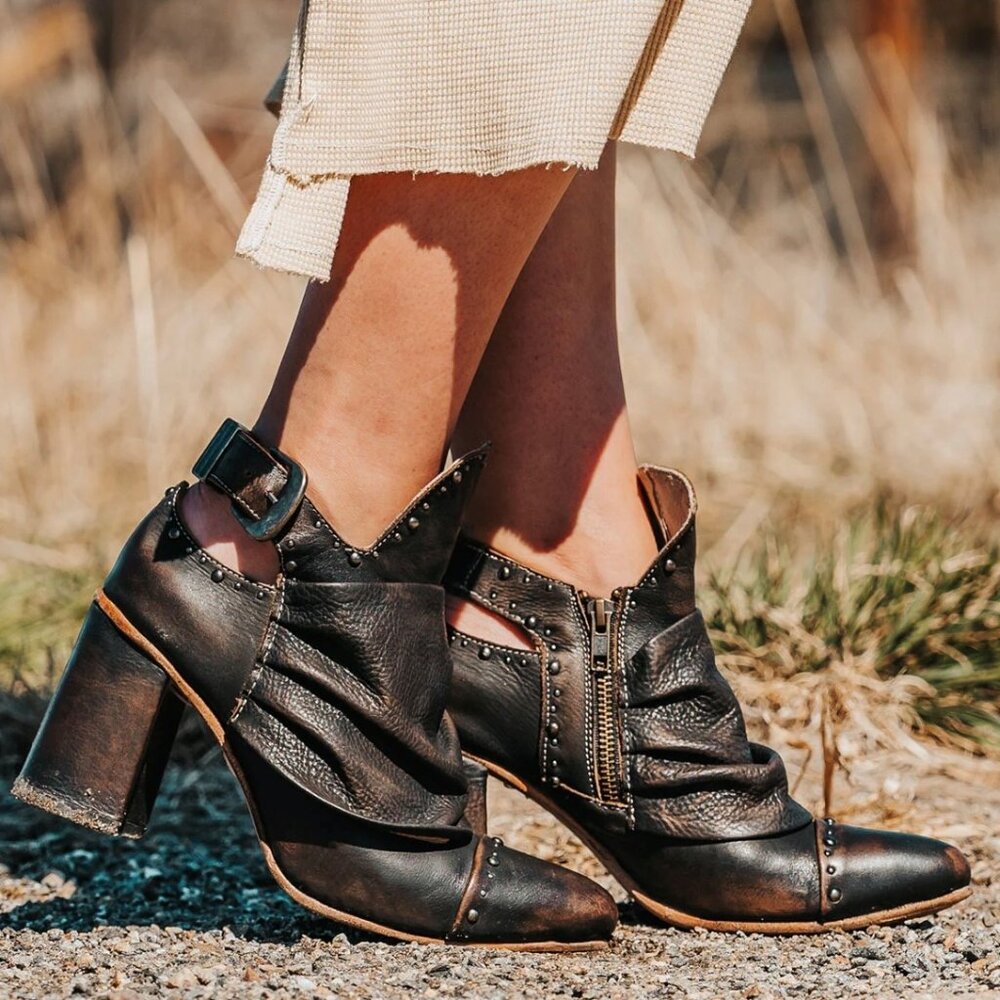 BRAND NEW Freebird by Steven Jericho Black Ankle Booties with Chunky Heel